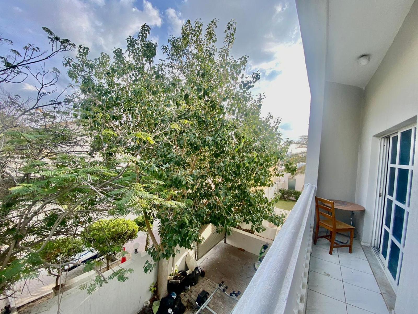 Comfortable Private Rooms In Compound Housing Dubai Exterior photo